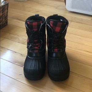 Land’s End Snow/rain boots. Excellent condition.
